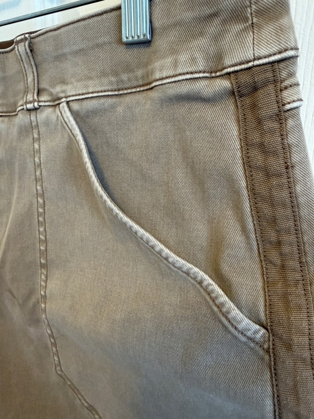 Spanx Stretch Twill Pull-on Shorts 6” Sz XL - Picture 5 of 6